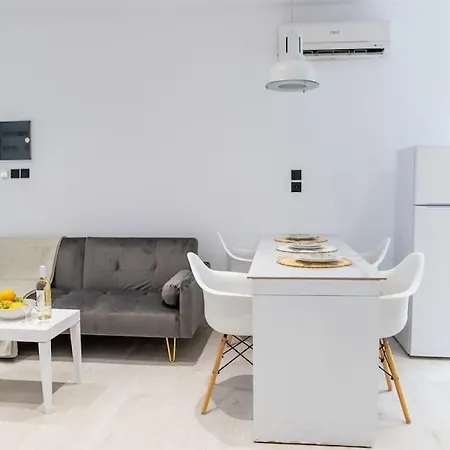 Apartament Homes 3 & 4 - Cozy Urban Retreats In The Heart Of *