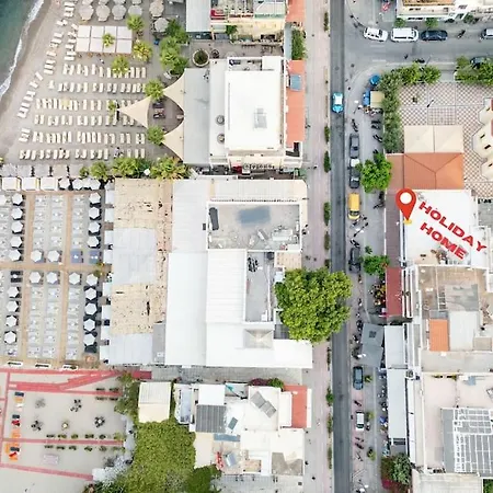 Homes 3 & 4 - Cozy Urban Retreats In The Heart Of *