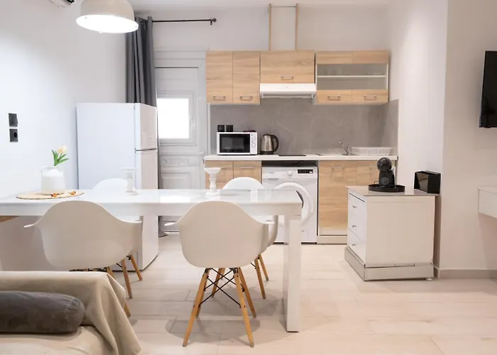 아파트 Homes 3 & 4 - Cozy Urban Retreats In The Heart Of *