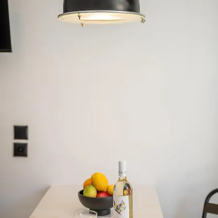 Apartment Homes 3 & 4 - Cozy Urban Retreats In The Heart Of *