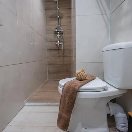 アパート Homes 3 & 4 - Cozy Urban Retreats In The Heart Of コス・タウン