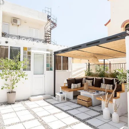 Homes 3 & 4 - Cozy Urban Retreats In The Heart Of Kos Town