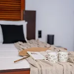 Homes 3 & 4 - Cozy Urban Retreats In The Heart Of * Kos By