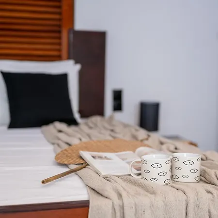 Homes 3 & 4 - Cozy Urban Retreats In The Heart Of * Kos