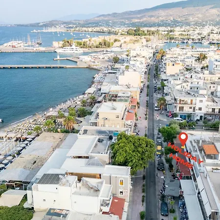 Homes 3 & 4 - Cozy Urban Retreats In The Heart Of Διαμέρισμα