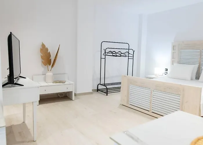 Lejlighed Homes 3 & 4 - Cozy Urban Retreats In The Heart Of