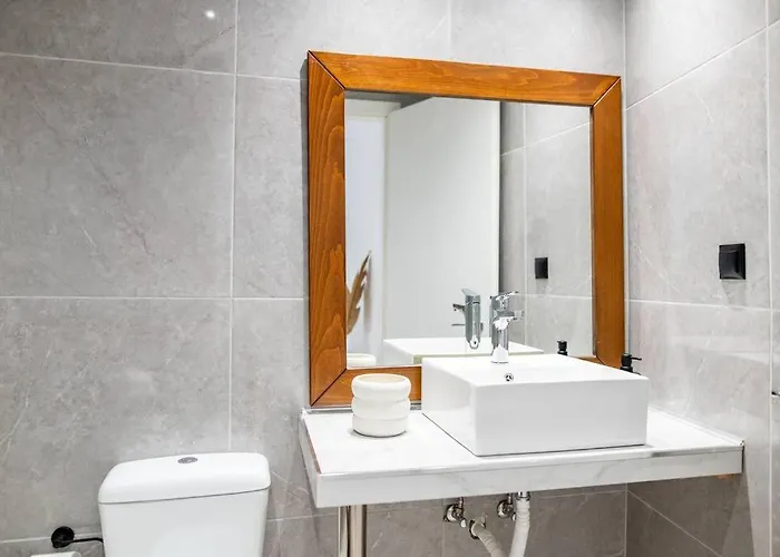 Lejlighed Homes 3 & 4 - Cozy Urban Retreats In The Heart Of